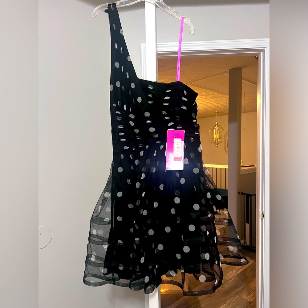 NEW BETSY JOHNSON ONE SHOULDER DRESS